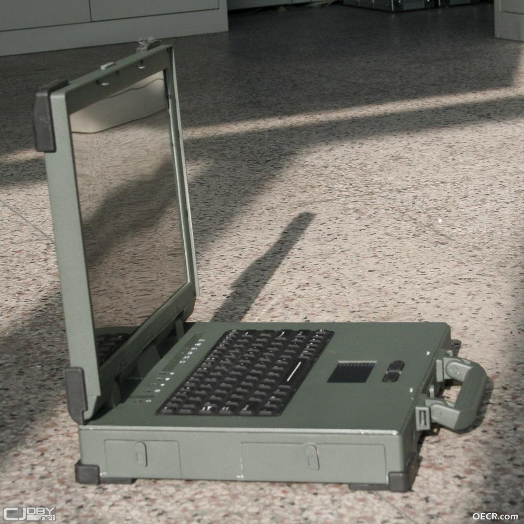 2352293.jpg