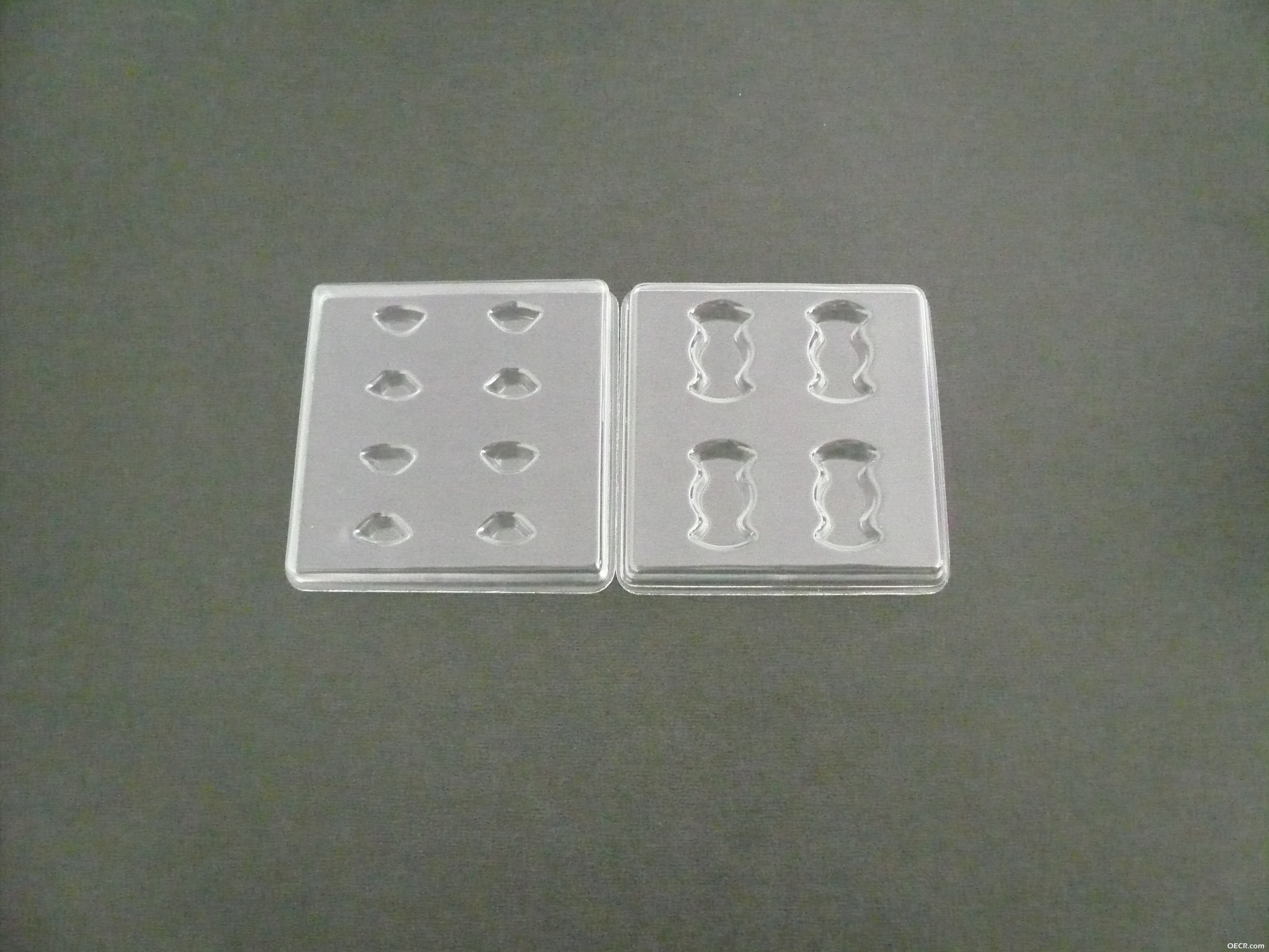 吸塑盒CPK-SU-D10-4,透明包装盒，可用于包装直径为10mm的产品，多片包装（一盒可装4片）。